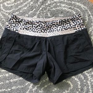 Size 6 lululemon running shorts